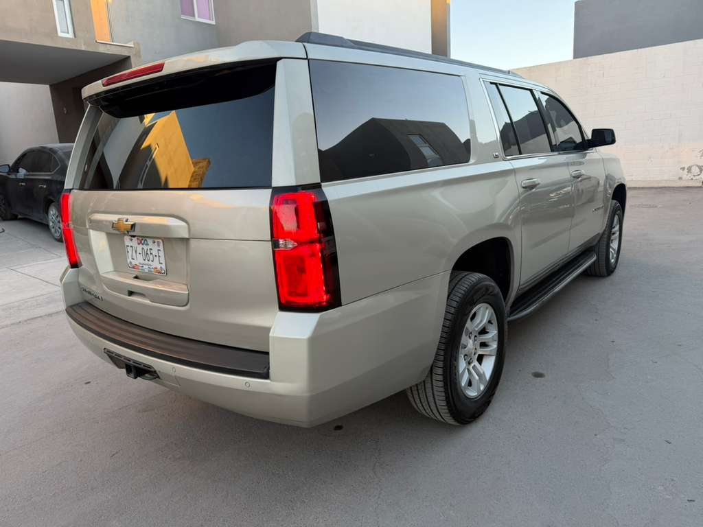2016 CHEVROLET SUBURBAN VERSIÓN L - Image 7