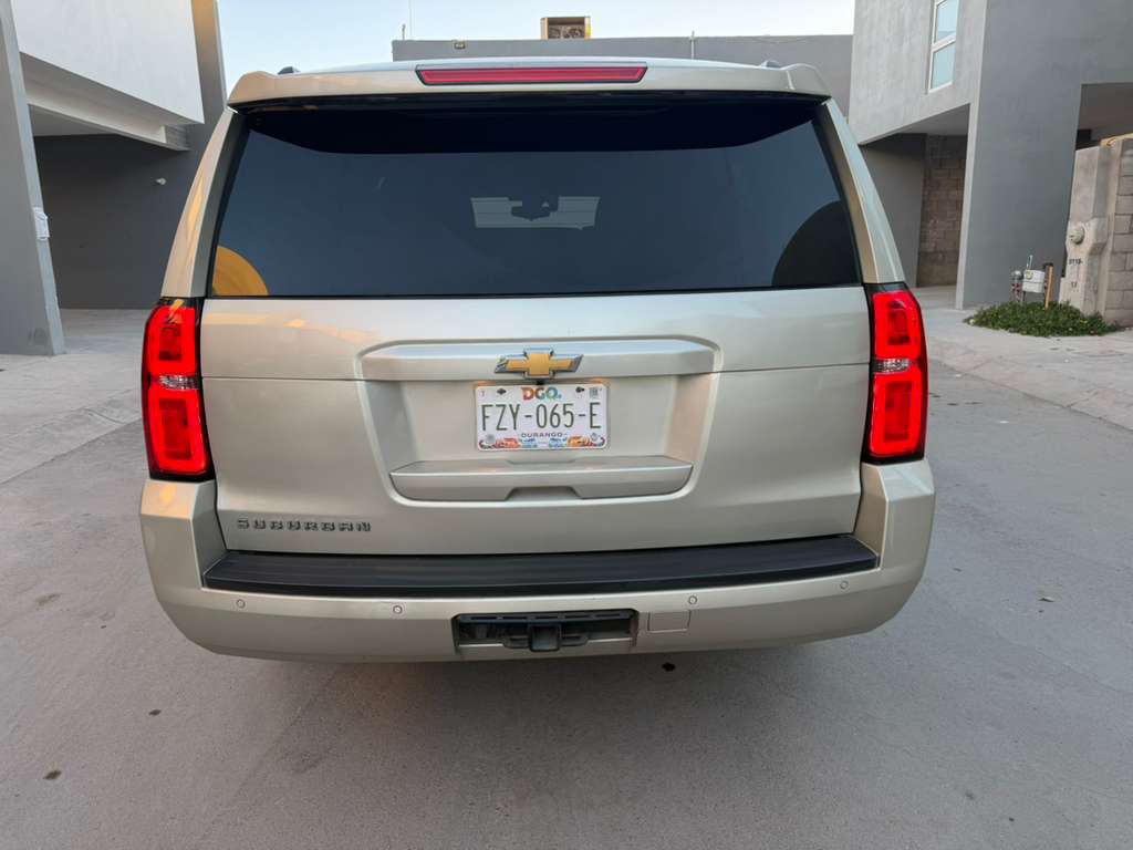 2016 CHEVROLET SUBURBAN VERSIÓN L - Image 9