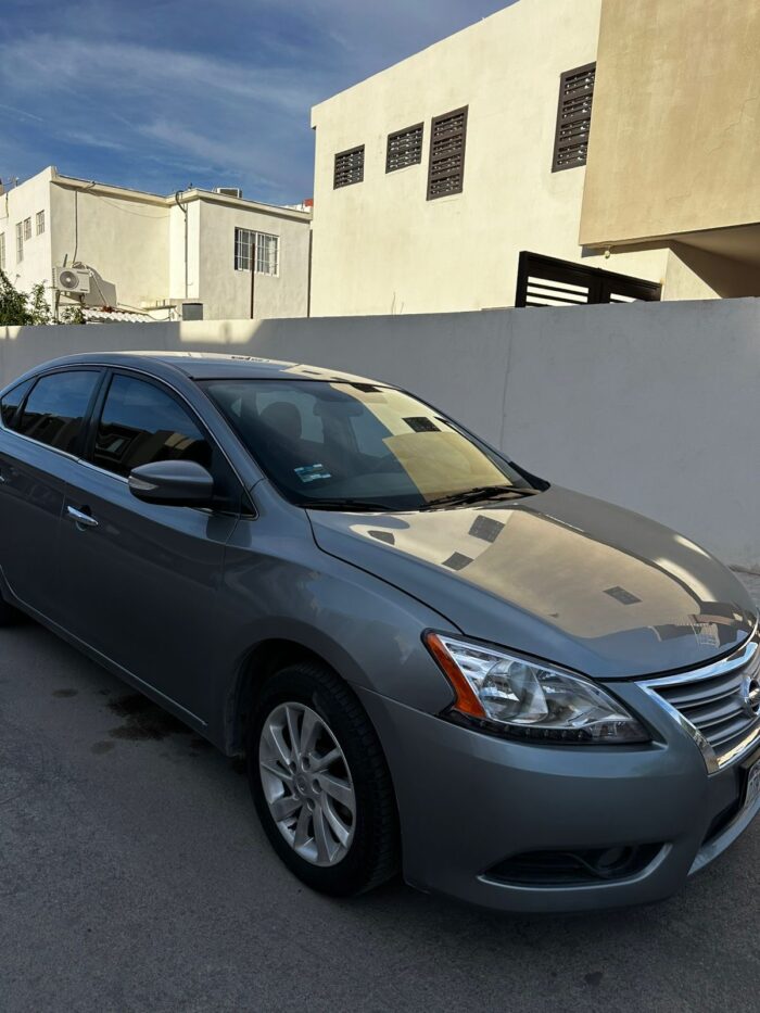 2015-nissan-sentra-advance - Imagen Principal