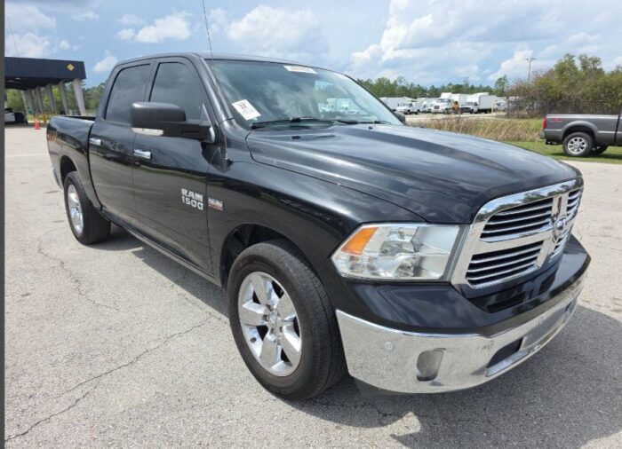 2017-dodge-ram-big-horn - Imagen Principal