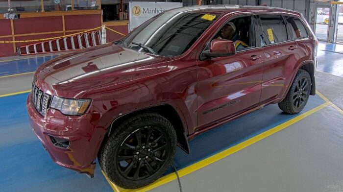 2017-jeep-grand-cherokee-altitude-edition - Imagen Principal