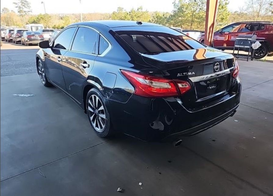 2017-nissan-altima-2-5-sv - Galería