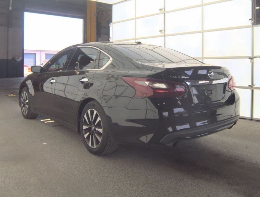 2018-nissan-sentra-sv - Galería