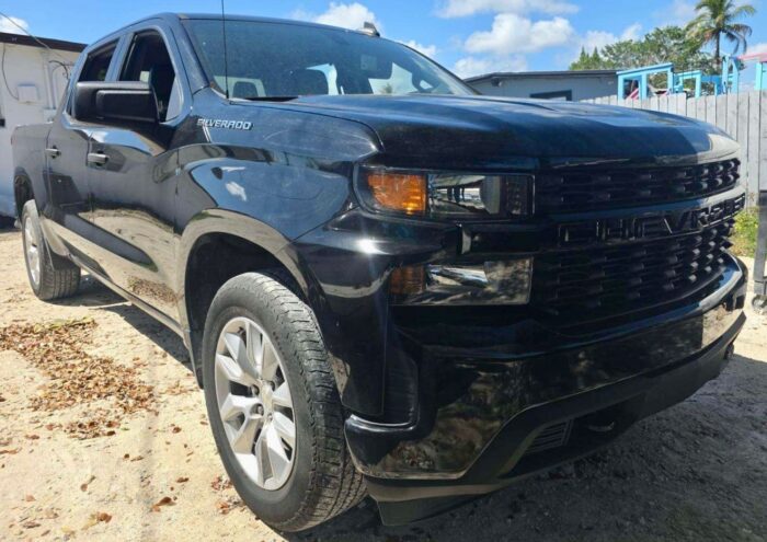 2021-chevrolet-silverado-custom - Galería