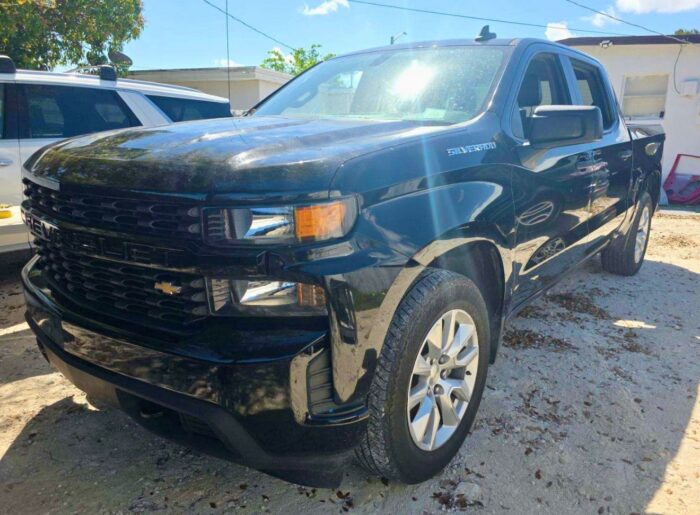 2021-chevrolet-silverado-custom - Imagen Principal