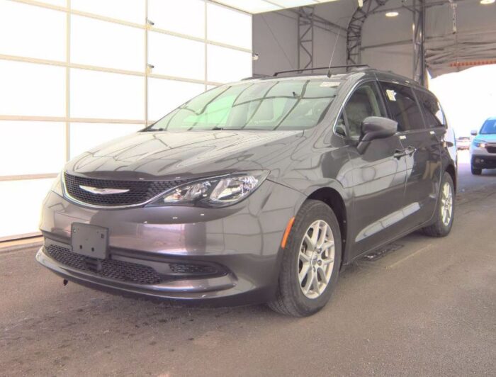 2021-chrysler-voyager-lxi - Imagen Principal